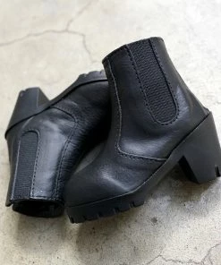 KL Chelsea Boots (Vinyl Black)