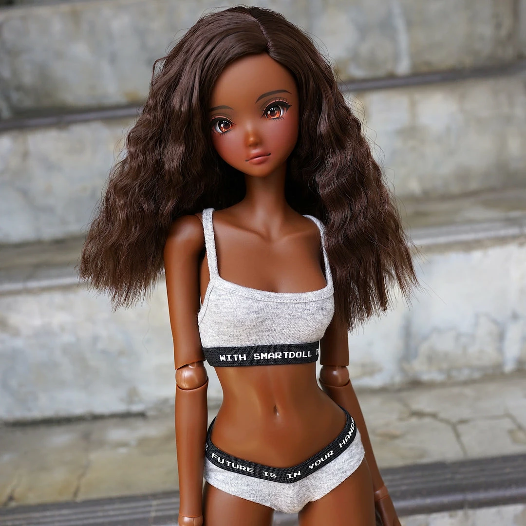 Culture Japan Smart Doll - Reflection