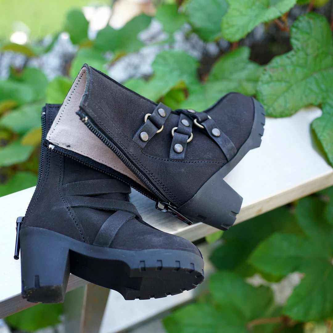 KL 3 Ring Boots (Molten Black) Secret Stuff