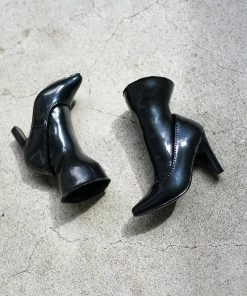 Smart Doll Store Secret Stuff Chaos - Uncut Pumps