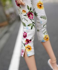 N2 Secret Stuff Capri Pants (Floral)